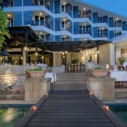 Siam Beach Resort is one of the best tourist resorts in Pattaya.