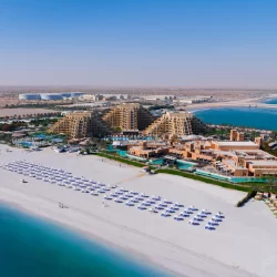 بنك أبوظبي التجاري يؤكّد إعادة تفعيل خدمات التطبيق المصرفي للأفراد