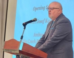 السفير التشيكي جوزيف كوتسكي يؤكد اهمية  التعاون مع الامارات في مجال الفضاء