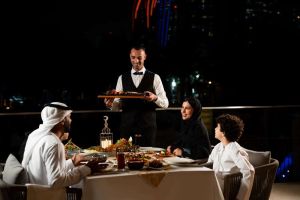 أروع أوقات موسم التأمل والتواصل في فندق وريزيدنسز إنتركونتيننتال أبوظبي