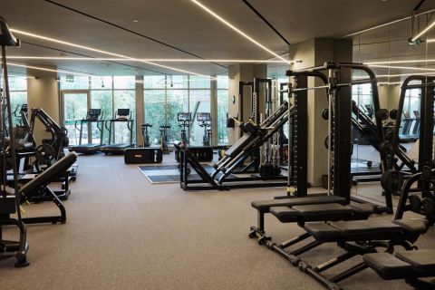 Etizan Ladies Wellness Hub Marks Its Second Anniversary with a New Biohacking Recovery Room and INTU Menu