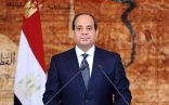 الرئيس المصري يهاجم الفكر المتطرف ويطالب باليقظة