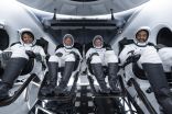 عودة رائدي الفضاء السعودييْن إلى الأرض بعد رحلة 9 أيام لمحطة الفضاء الدولية